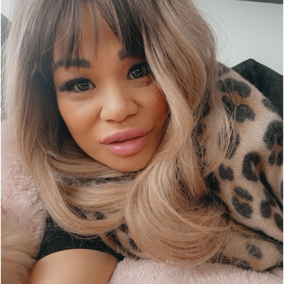 Meet your Posher, Valerie - Picture 3 of 10